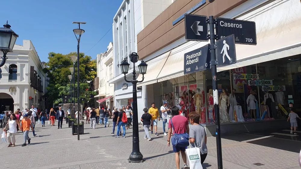 Empresarios denuncian que la presión fiscal pone en riesgo a los pequeños&nbsp;negocios